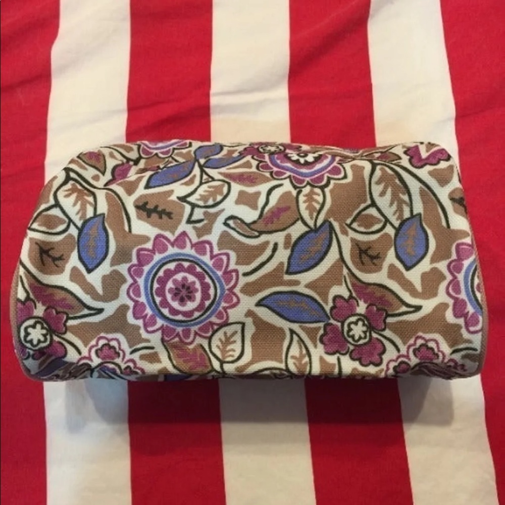 NWOT Estée Lauder makeup bag